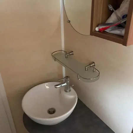 Hotel Mobil *